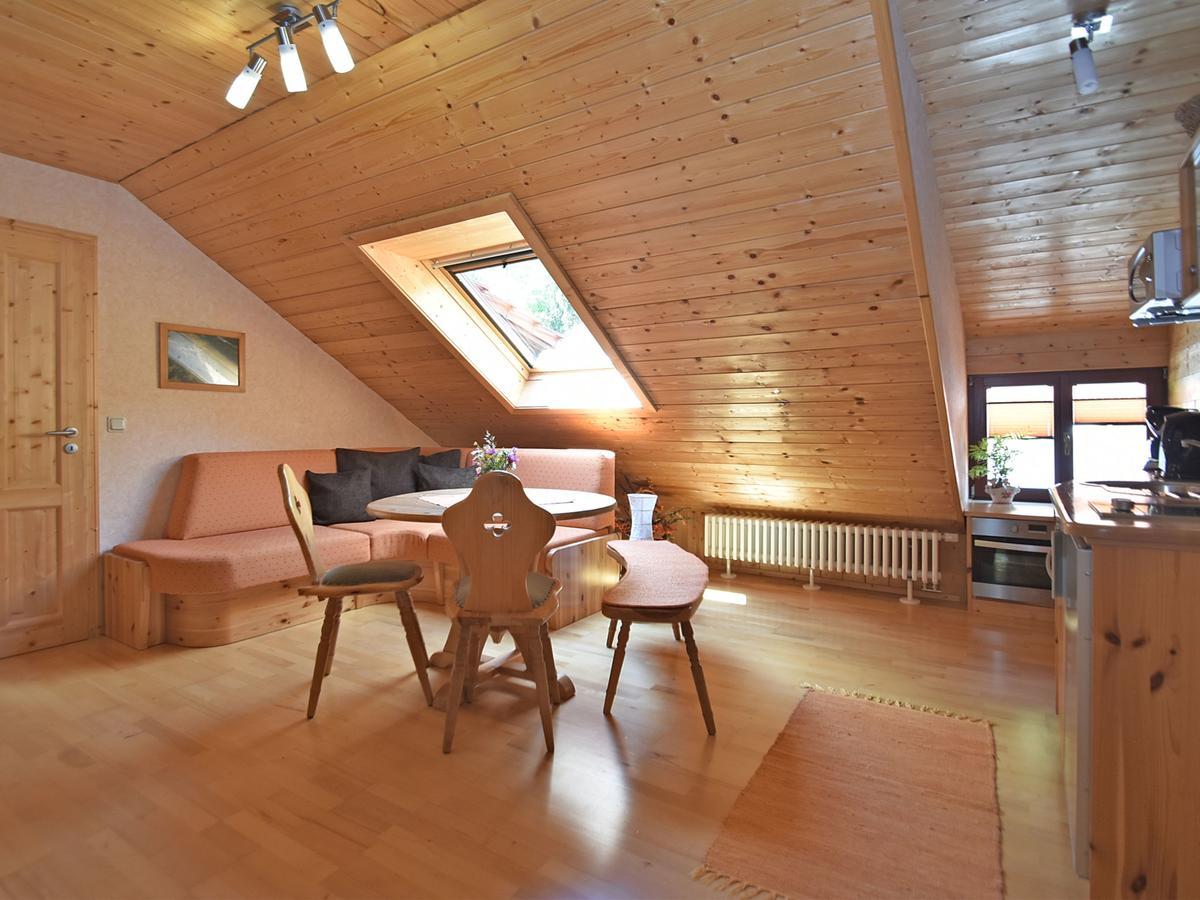 Quaint Farmhouse In Langenbach Near The Lake Exteriör bild