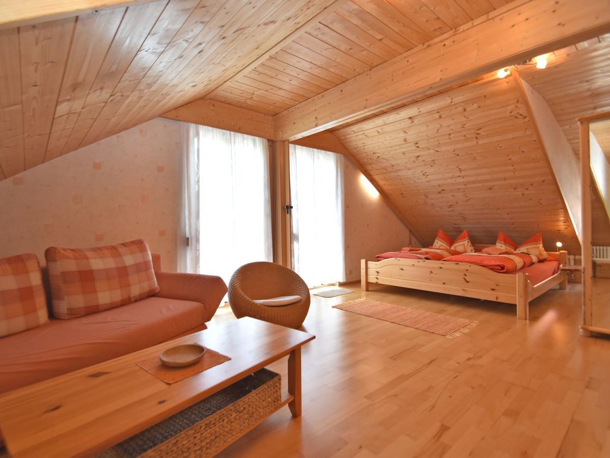 Quaint Farmhouse In Langenbach Near The Lake Exteriör bild